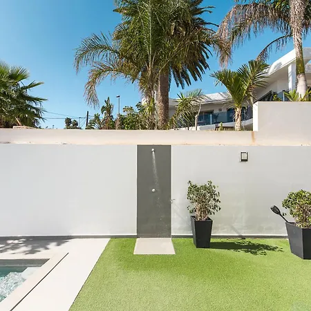 Con Piscina En Tabaiba By Alterhome Holiday home Santa Cruz de Tenerife